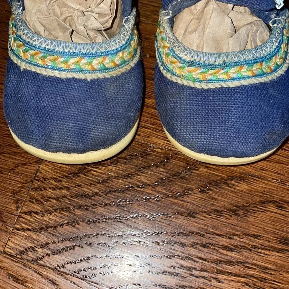 Vtg baby/toddler girl blue canvas Mary Jane style shoes with braided ribbon‎